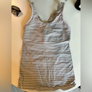 Lululemon tank top in size 4